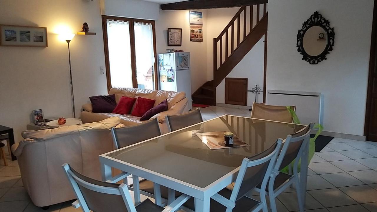 Gite Et Relais Equestre De Marie Tours-en-Vimeu Εξωτερικό φωτογραφία